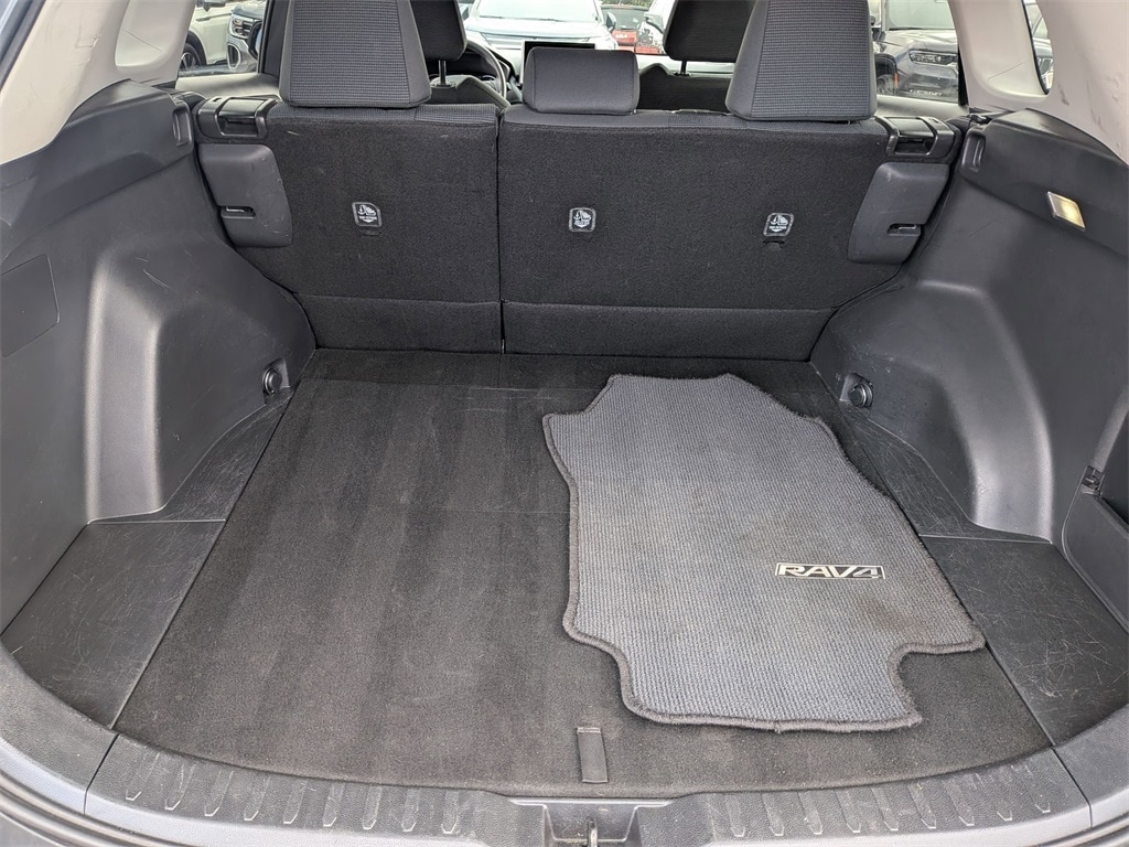 Thumbnail: 2024 Toyota RAV4 - 27