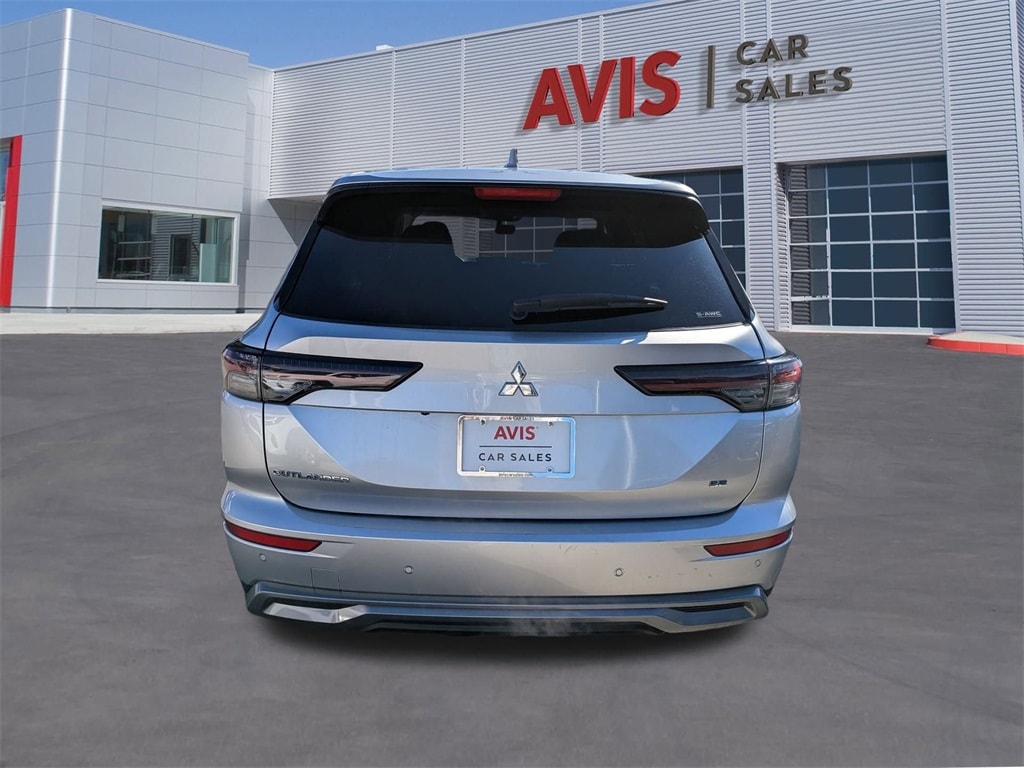 Thumbnail: 2025 Mitsubishi Outlander - 7