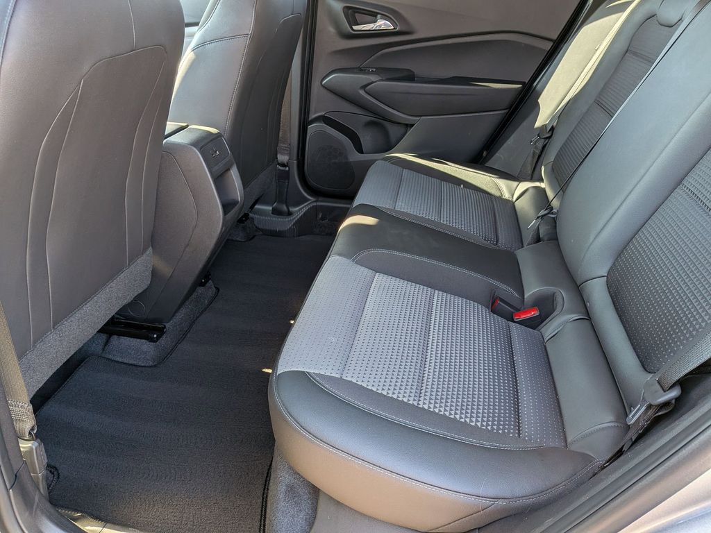 Thumbnail: 2025 Chevrolet Trax - 22