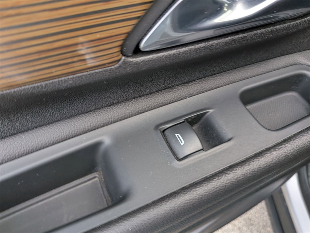 Thumbnail: 2021 GMC Terrain - 23