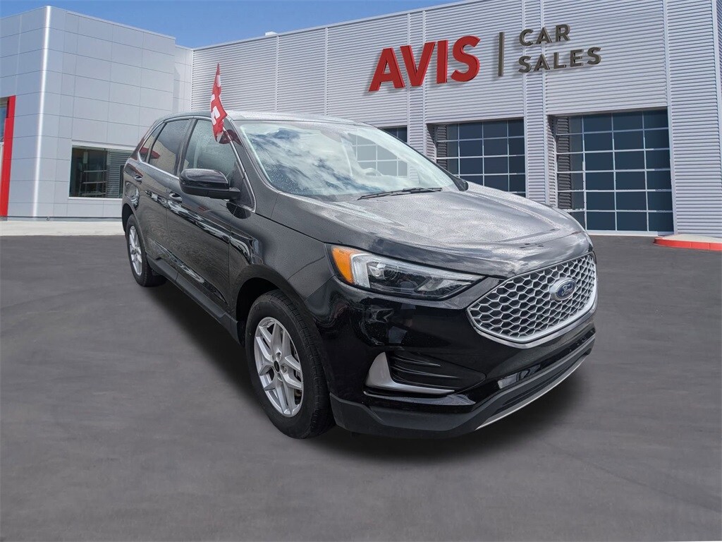 2024 Ford Edge SEL photo 3