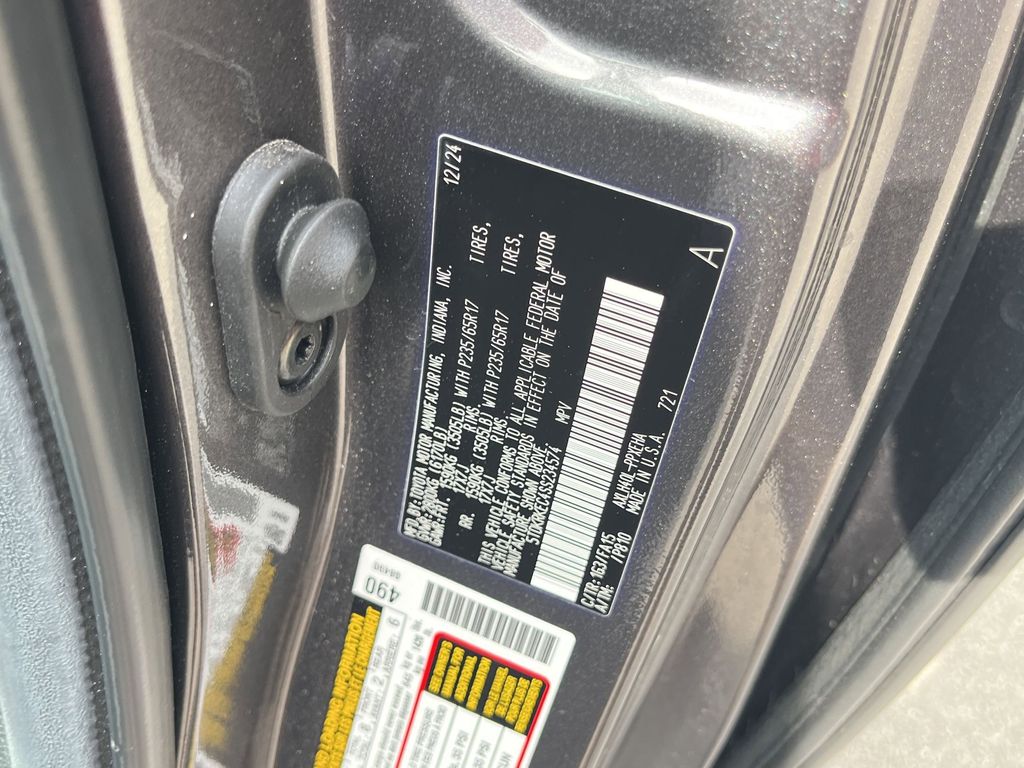 Thumbnail: 2025 Toyota Sienna - 36