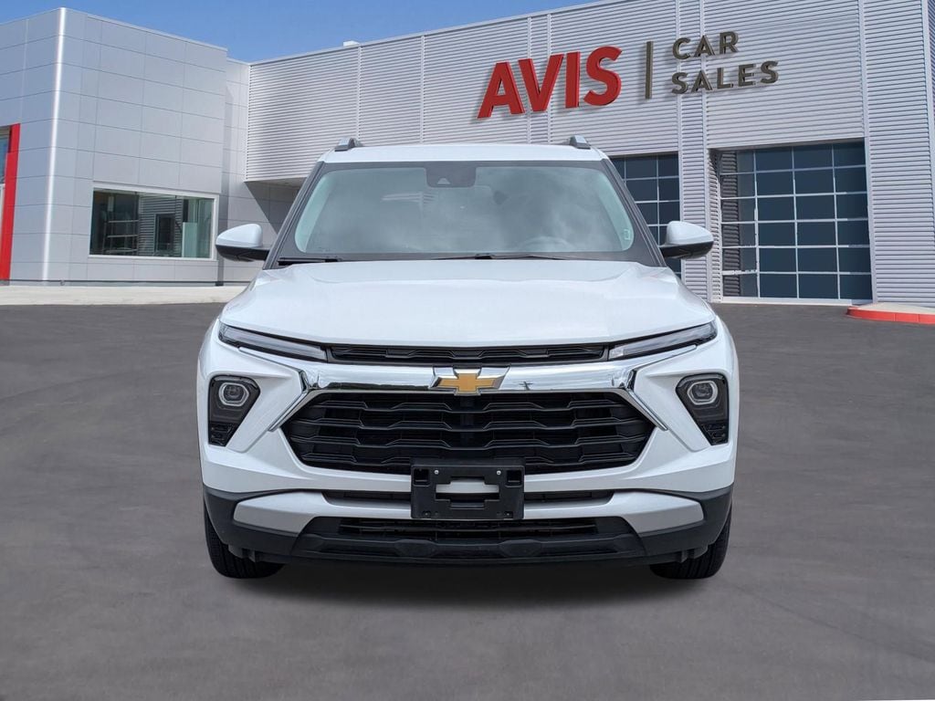 Thumbnail: 2025 Chevrolet TrailBlazer - 2