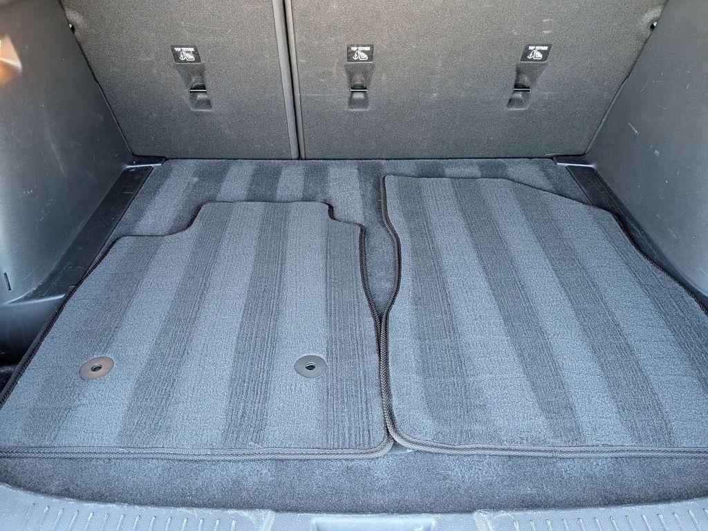 Thumbnail: 2025 Chevrolet Trax - 23