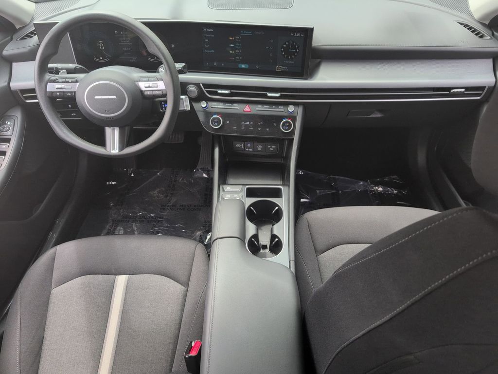 Thumbnail: 2025 Hyundai Sonata - 25
