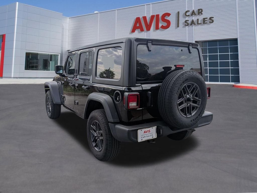 Thumbnail: 2025 Jeep Wrangler - 9