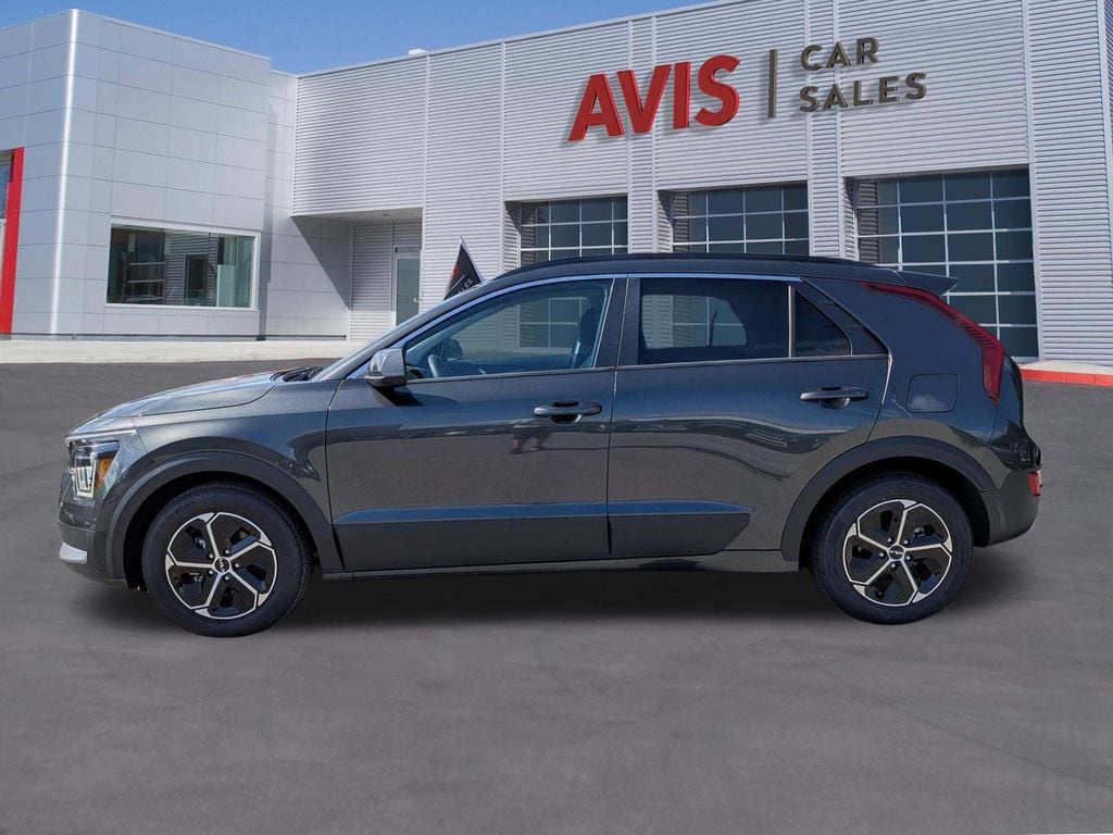 Thumbnail: 2025 Kia Niro - 10