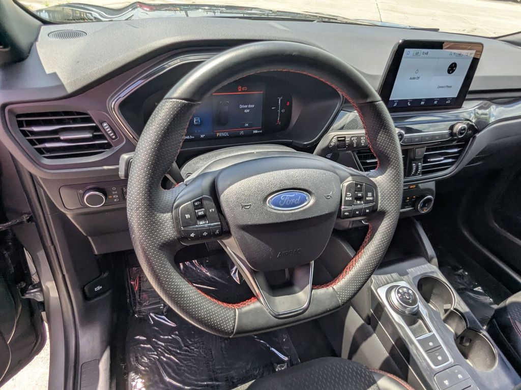 Thumbnail: 2025 Ford Escape - 23