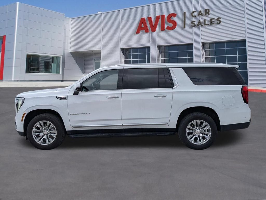 Thumbnail: 2025 GMC Yukon XL - 10