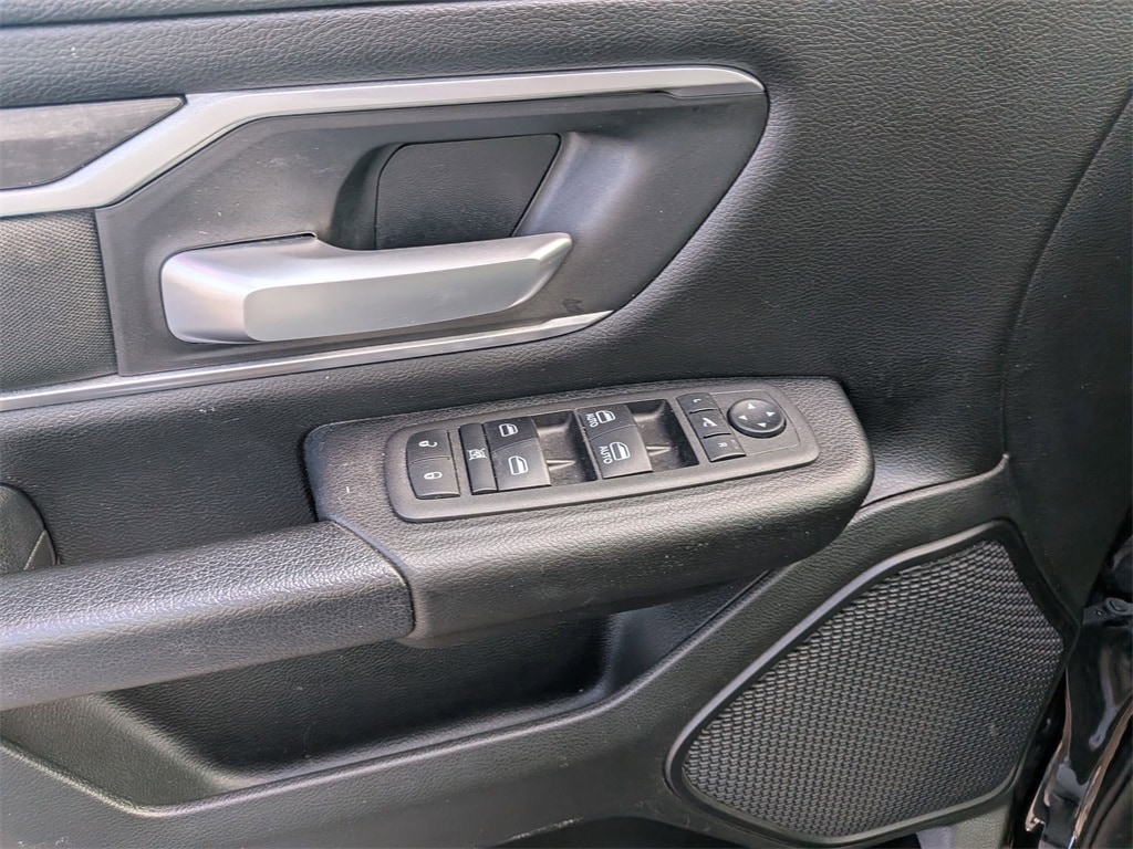 Thumbnail: 2023 RAM 1500 - 10