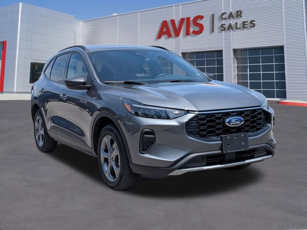 Thumbnail: 2025 Ford Escape - 3