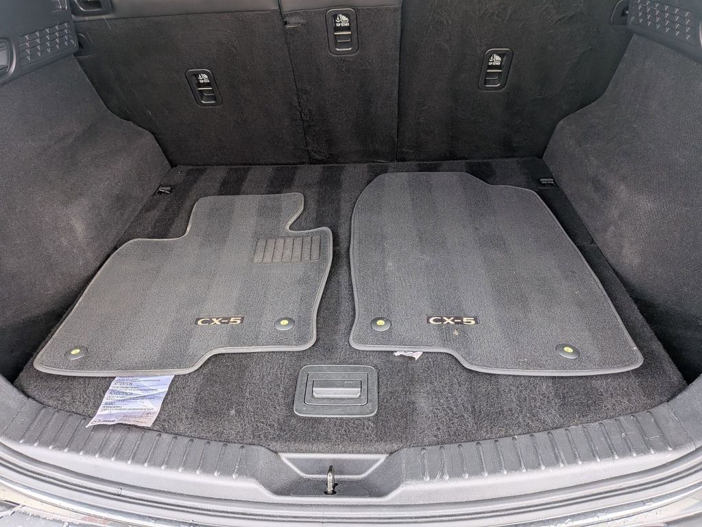 Thumbnail: 2025 Mazda CX-5 - 18