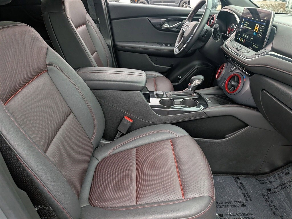 Thumbnail: 2025 Chevrolet Blazer - 30