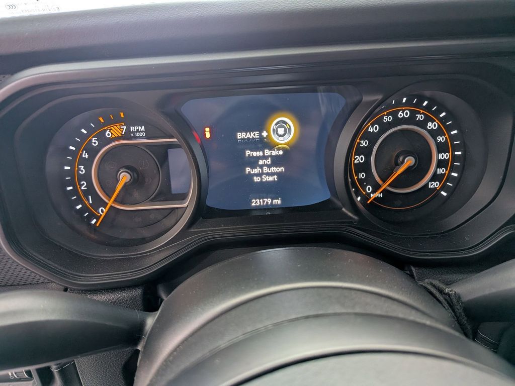 Thumbnail: 2025 Jeep Wrangler - 17