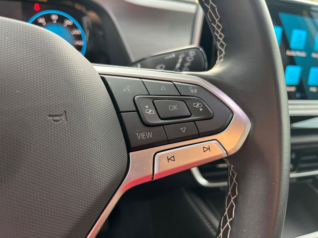 Thumbnail: 2025 Volkswagen Atlas - 21