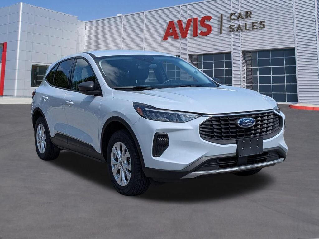 Thumbnail: 2025 Ford Escape - 3