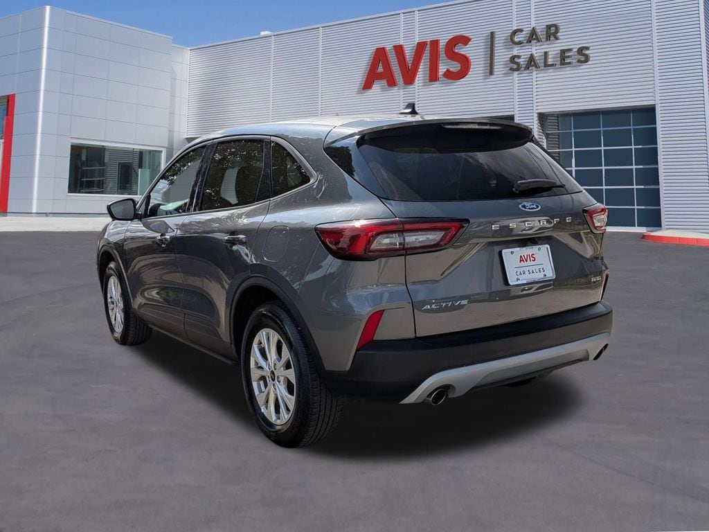 Thumbnail: 2025 Ford Escape - 9