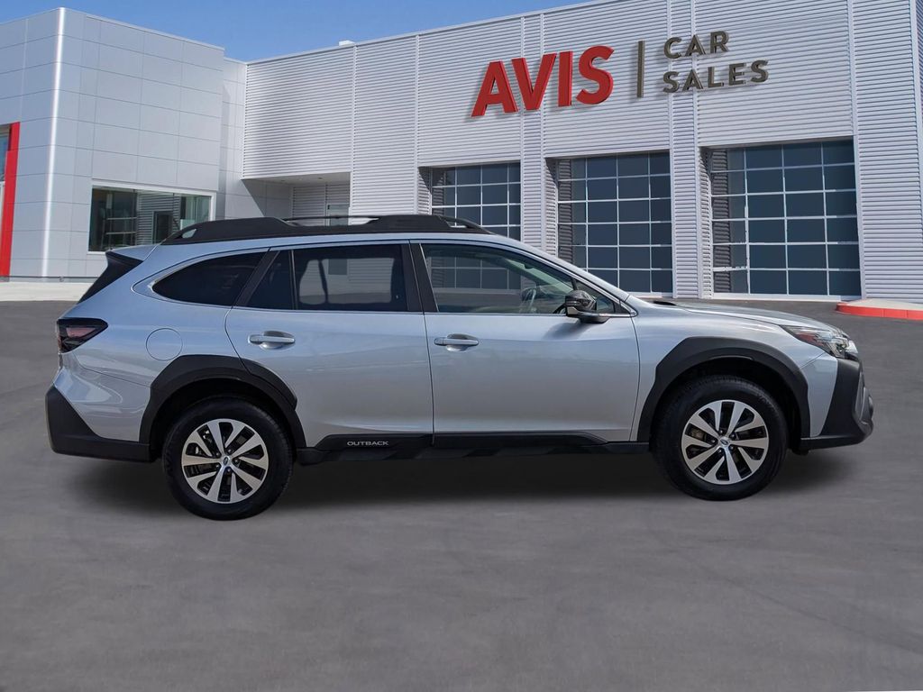 Thumbnail: 2025 Subaru Outback - 5