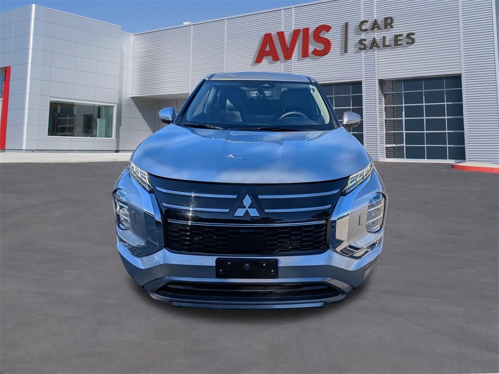 Thumbnail: 2025 Mitsubishi Outlander - 2