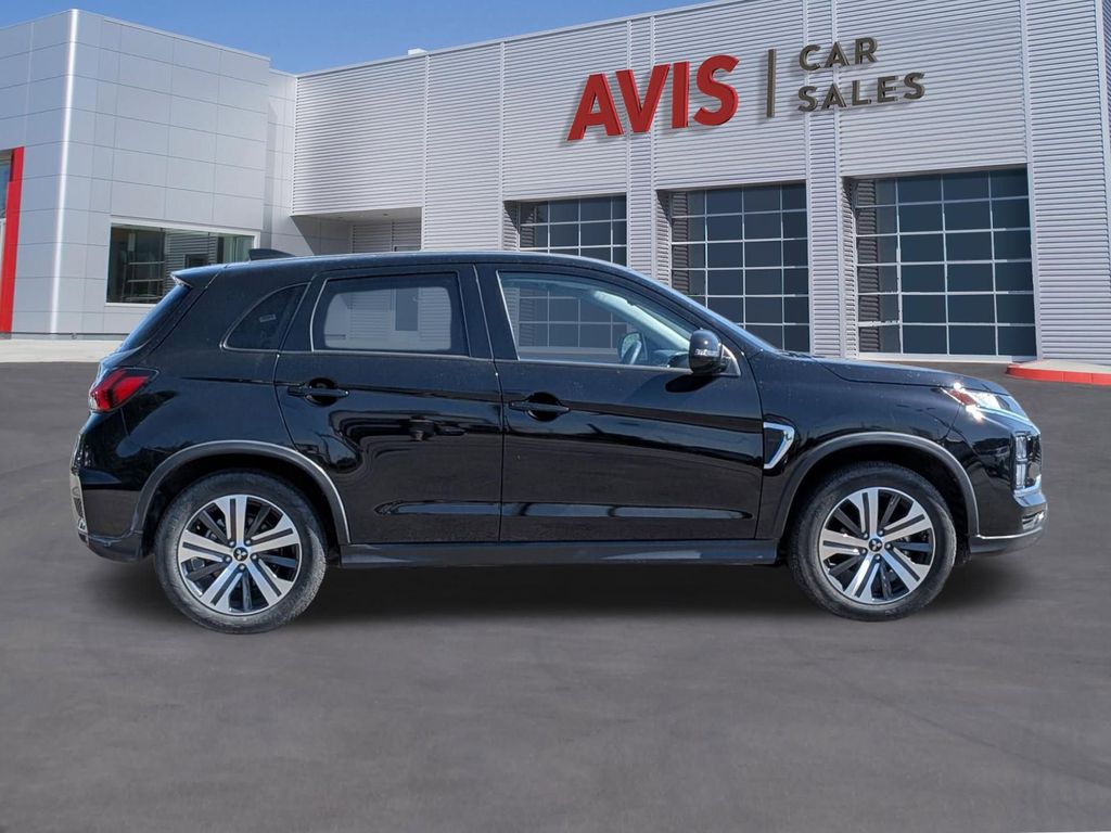 Thumbnail: 2025 Mitsubishi Outlander Sport - 5