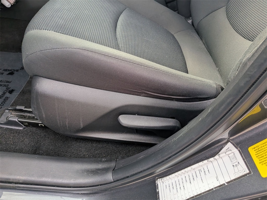 Thumbnail: 2024 Toyota RAV4 - 14