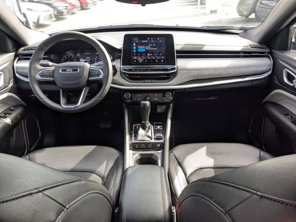 Thumbnail: 2025 Jeep Compass - 23