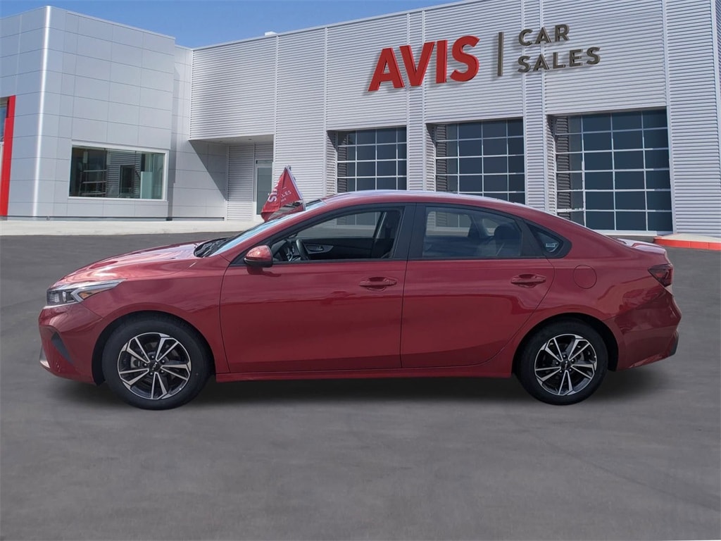 Thumbnail: 2024 Kia Forte - 10