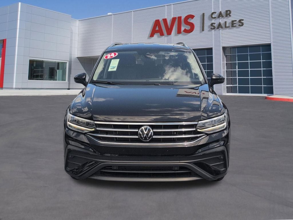 Thumbnail: 2024 Volkswagen Tiguan - 2