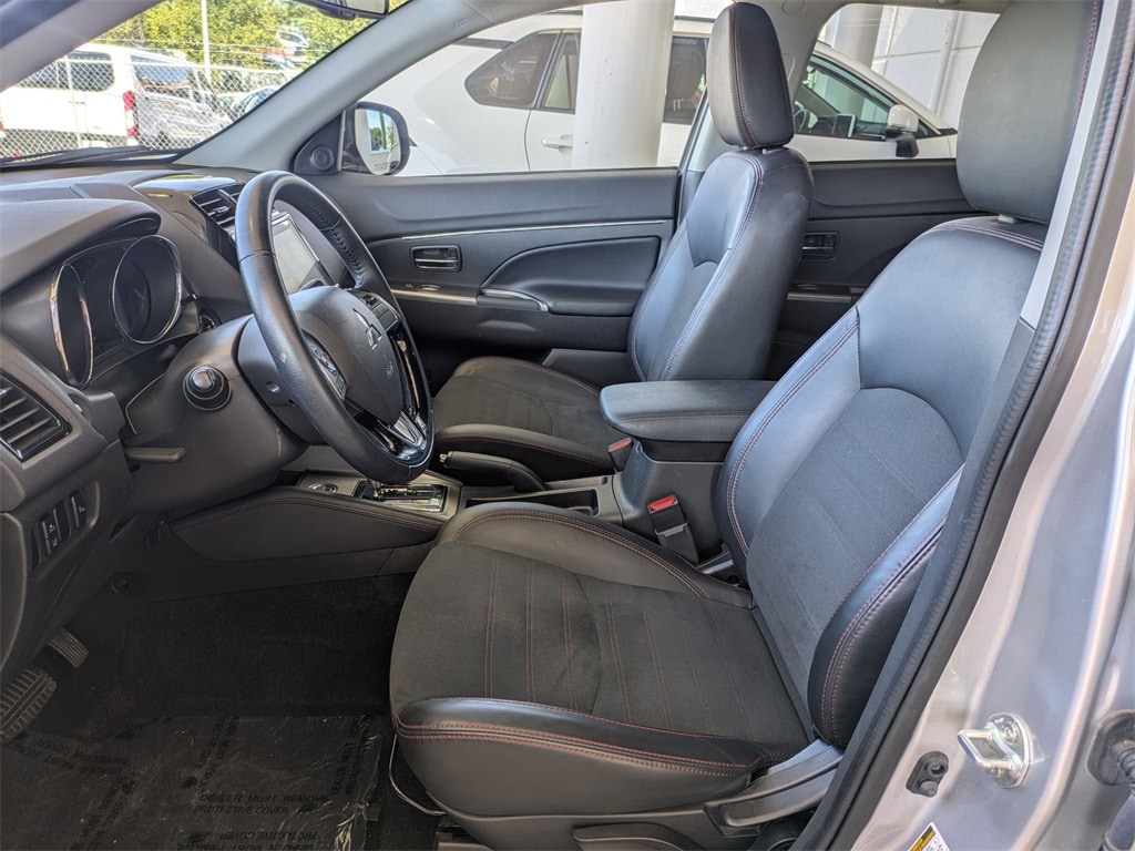 Thumbnail: 2024 Mitsubishi Outlander Sport - 23