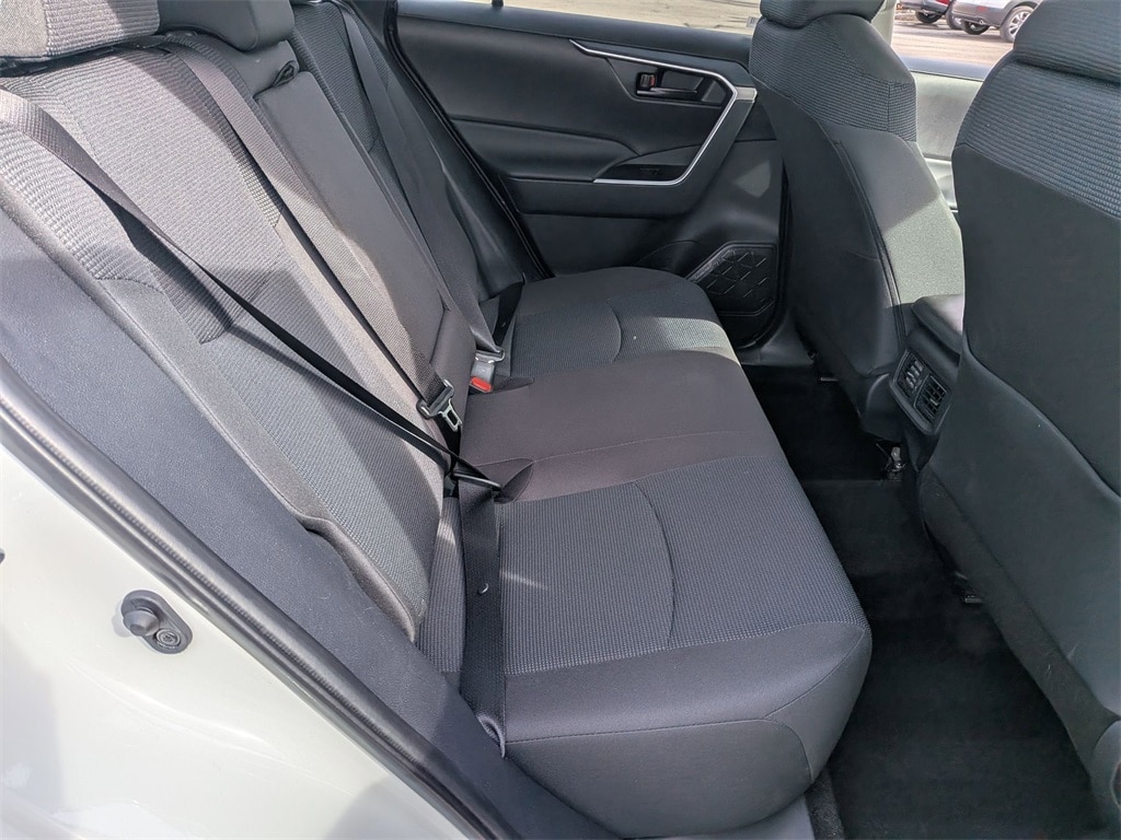 Thumbnail: 2025 Toyota RAV4 - 28