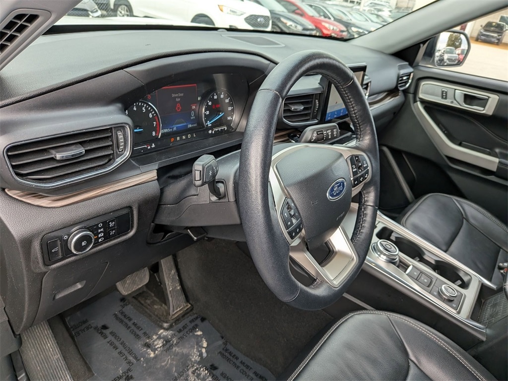 Thumbnail: 2023 Ford Explorer - 15