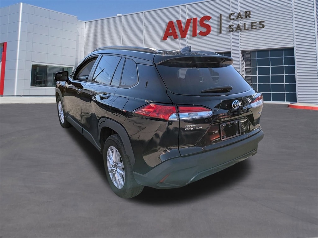 Thumbnail: 2023 Toyota Corolla Cross - 9