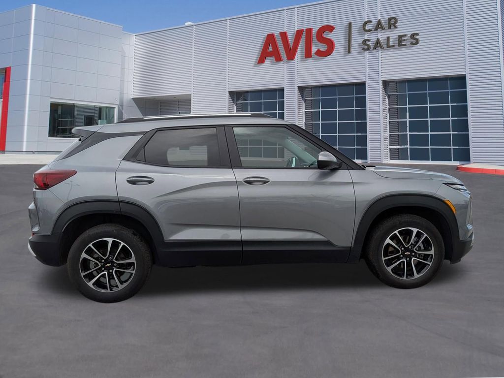 Thumbnail: 2025 Chevrolet TrailBlazer - 5