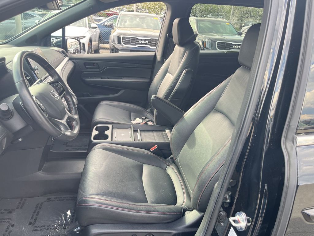 Thumbnail: 2025 Honda Odyssey - 25