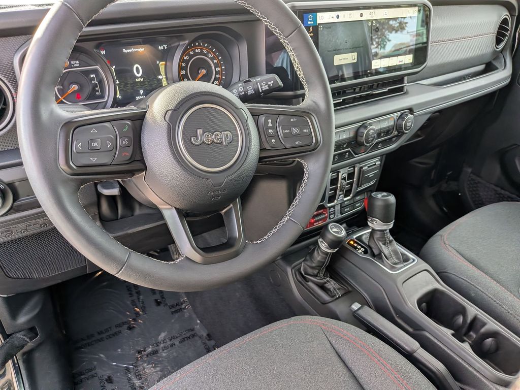 Thumbnail: 2025 Jeep Wrangler - 14