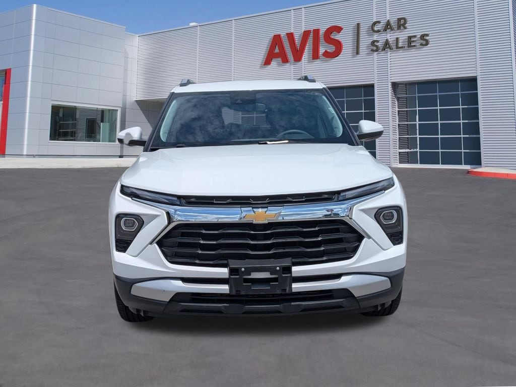 Thumbnail: 2025 Chevrolet TrailBlazer - 2