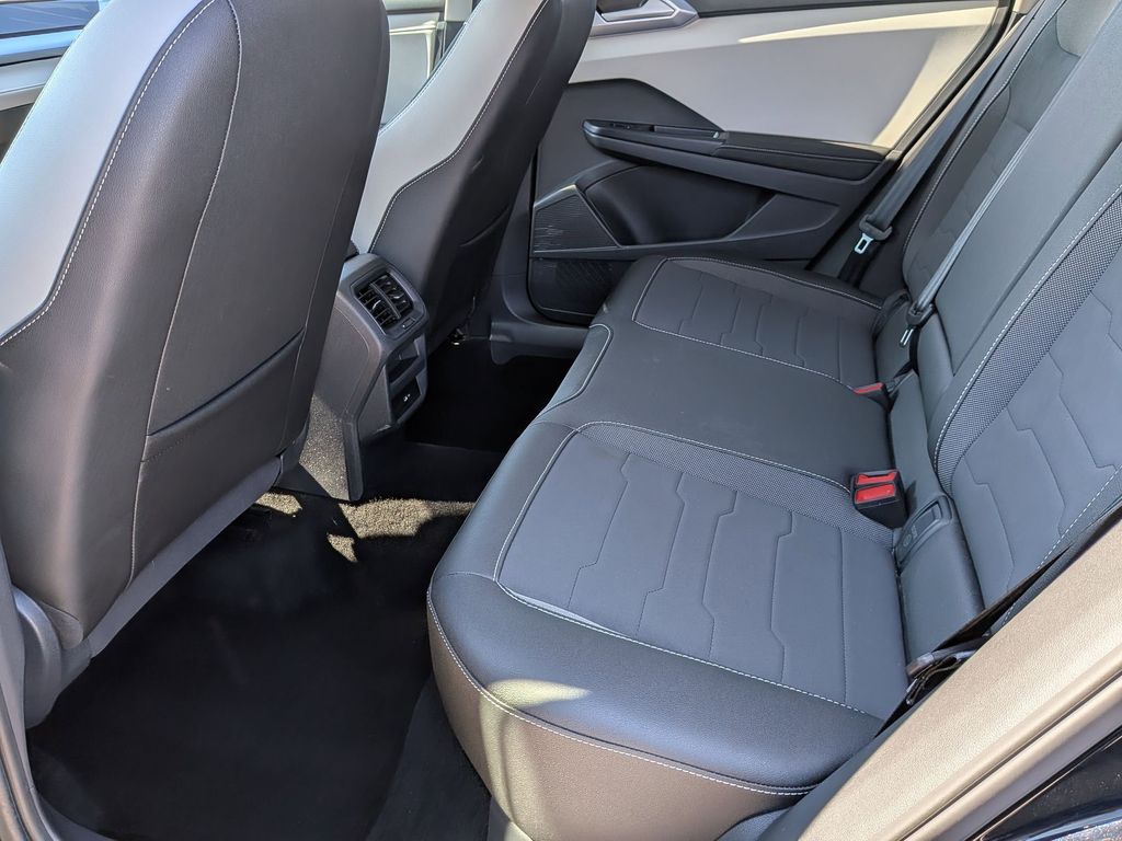 Thumbnail: 2025 Volkswagen Taos - 26