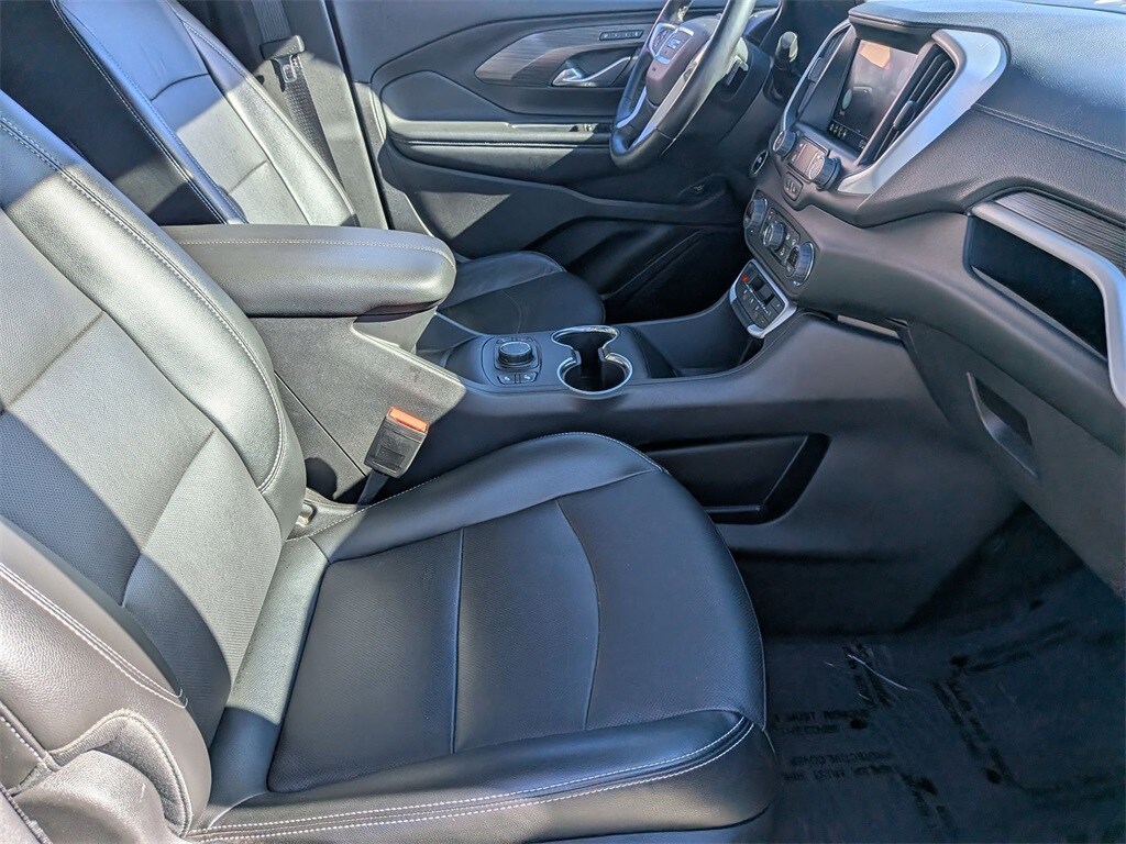 Thumbnail: 2024 GMC Terrain - 32