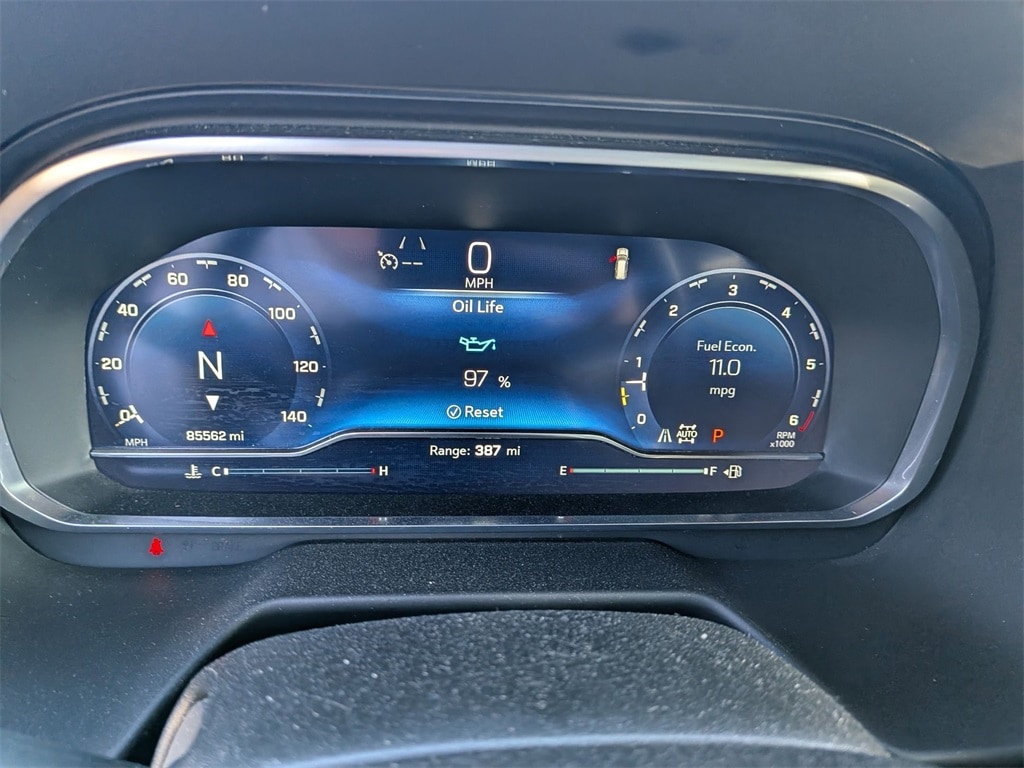 Thumbnail: 2023 Chevrolet Suburban - 16