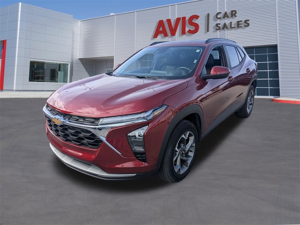 Thumbnail: 2025 Chevrolet Trax - 1