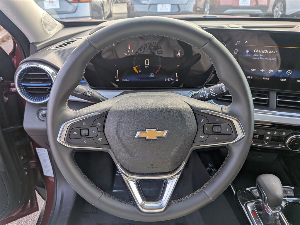 Thumbnail: 2025 Chevrolet Trax - 21