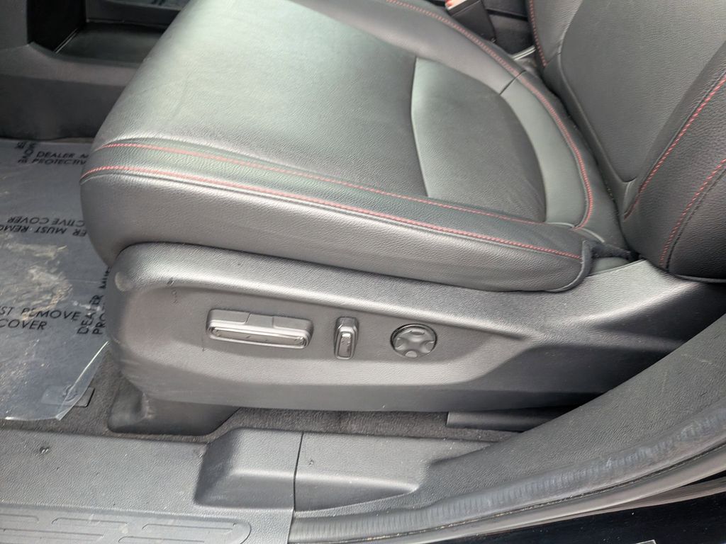 Thumbnail: 2025 Honda Odyssey - 14