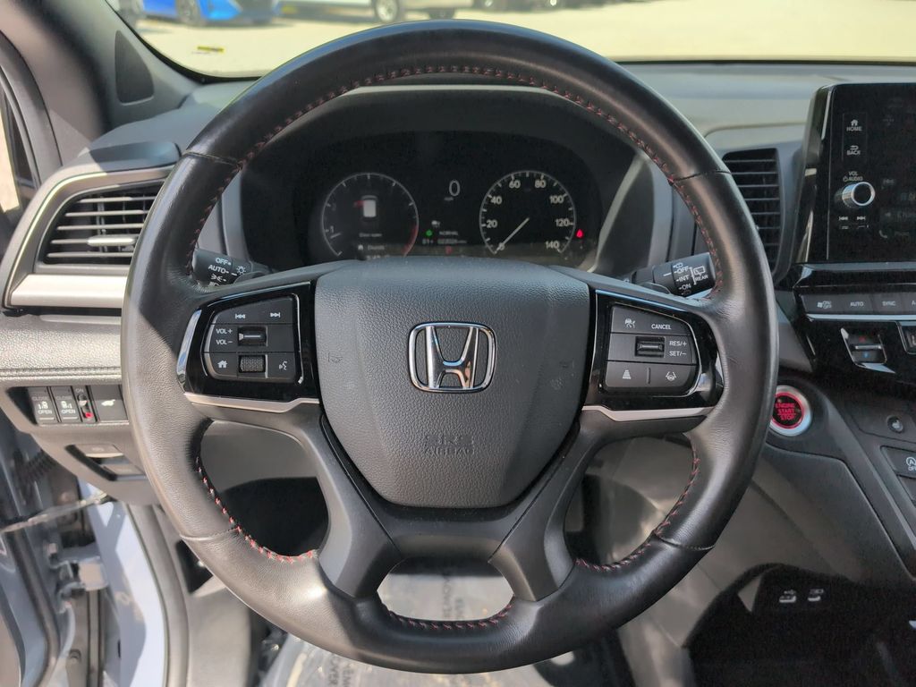 Thumbnail: 2025 Honda Odyssey - 22