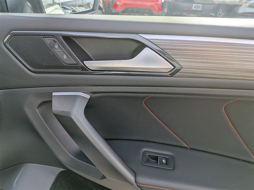 Thumbnail: 2024 Volkswagen Tiguan - 29