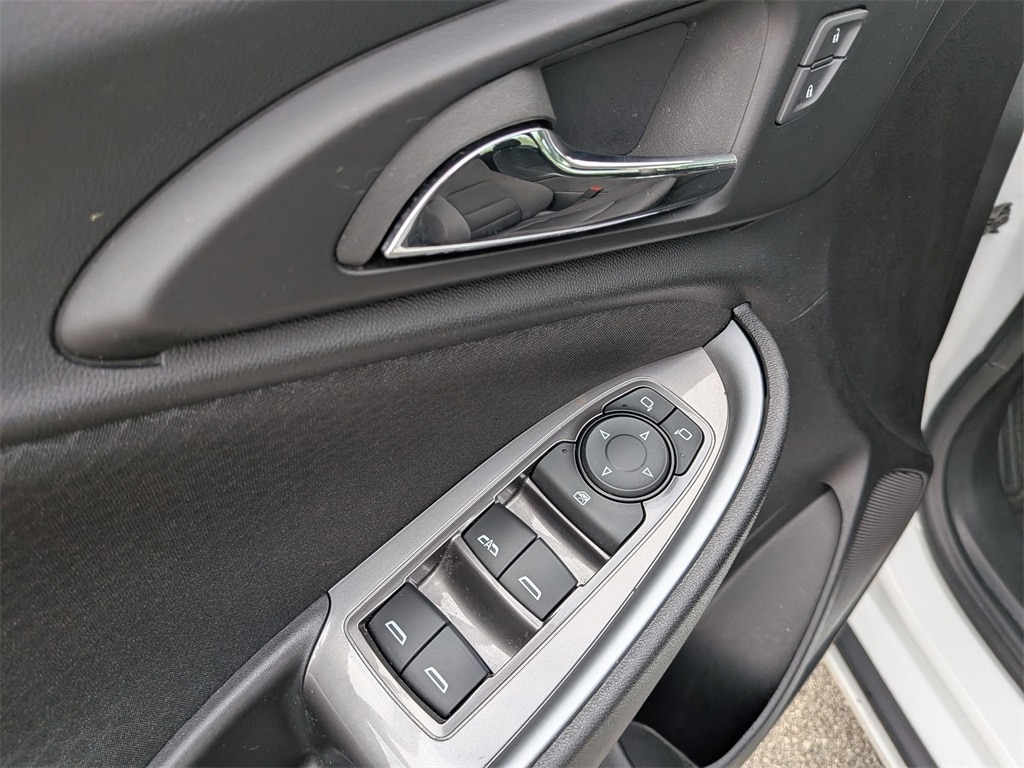 Thumbnail: 2024 Chevrolet Malibu - 13