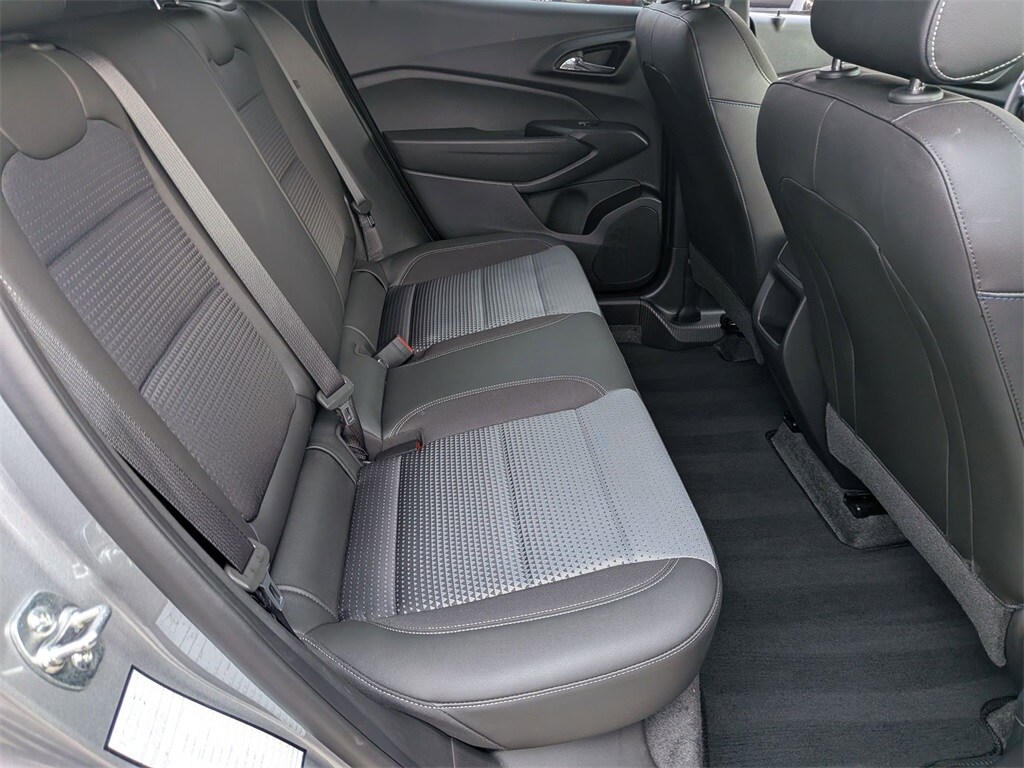 Thumbnail: 2025 Chevrolet Trax - 28