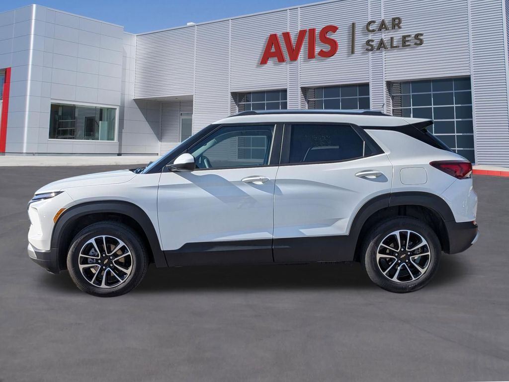 Thumbnail: 2025 Chevrolet TrailBlazer - 10