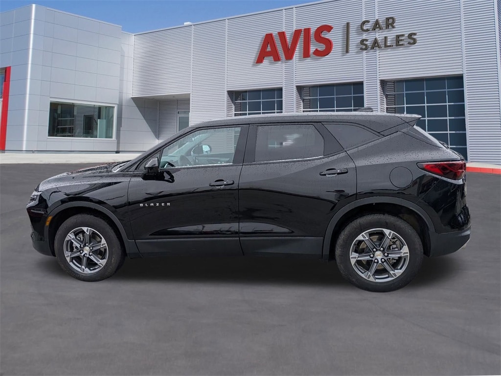 Thumbnail: 2025 Chevrolet Blazer - 10