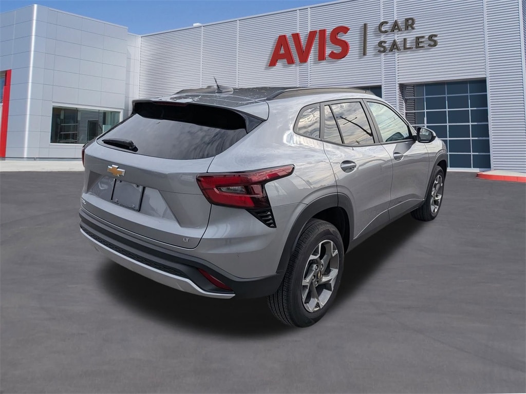 Thumbnail: 2025 Chevrolet Trax - 6