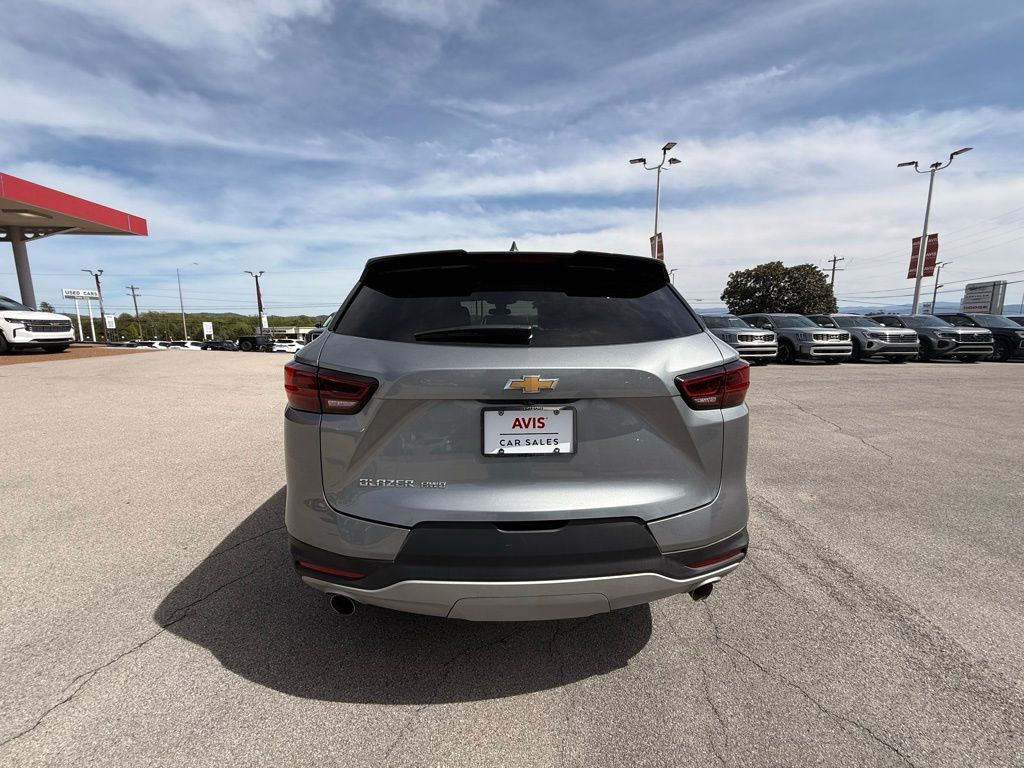 Thumbnail: 2025 Chevrolet Blazer - 5